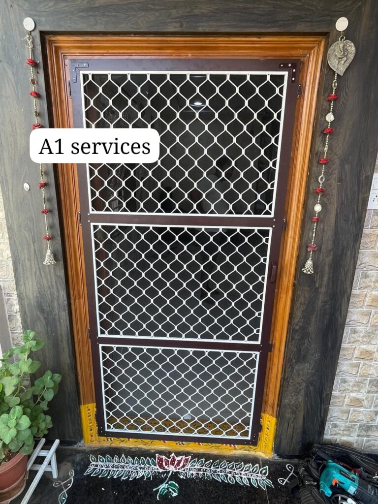 Single Grill Mesh Door04
